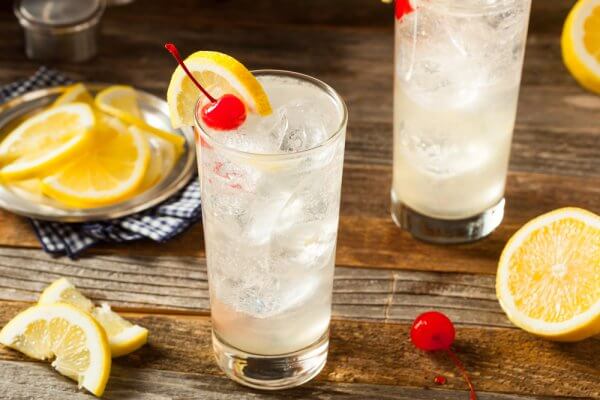 Tom Collins cocktail 